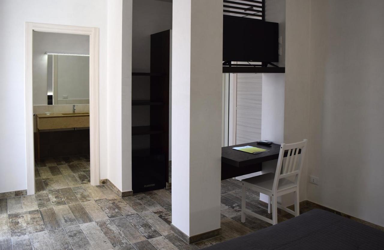 La Suite Negli Orti Lizzanello Exterior photo